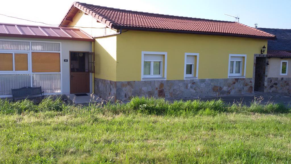 Apartamentos Pumarin Santa Marina  Luaran gambar